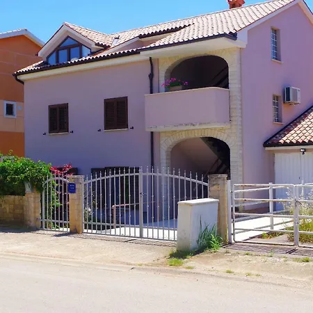 Luciana Apartment
